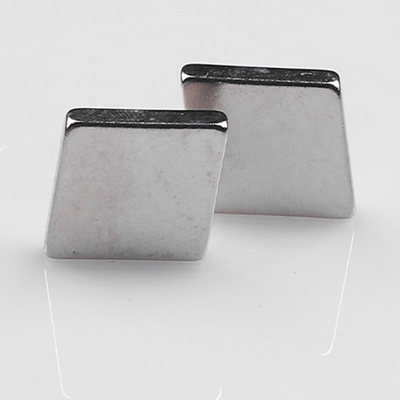 ซื้อ แม่เหล็กถาวรนีโอไดเมียมความแข็งแรงสูง N52 บล็อกสีเงิน online manufacture