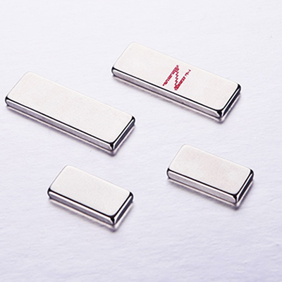 ซื้อ 13 มม. X 3 มม. N54 แม่เหล็กนีโอไดเมียอุตสาหกรรมสำหรับมอเตอร์เชิงเส้น online manufacture